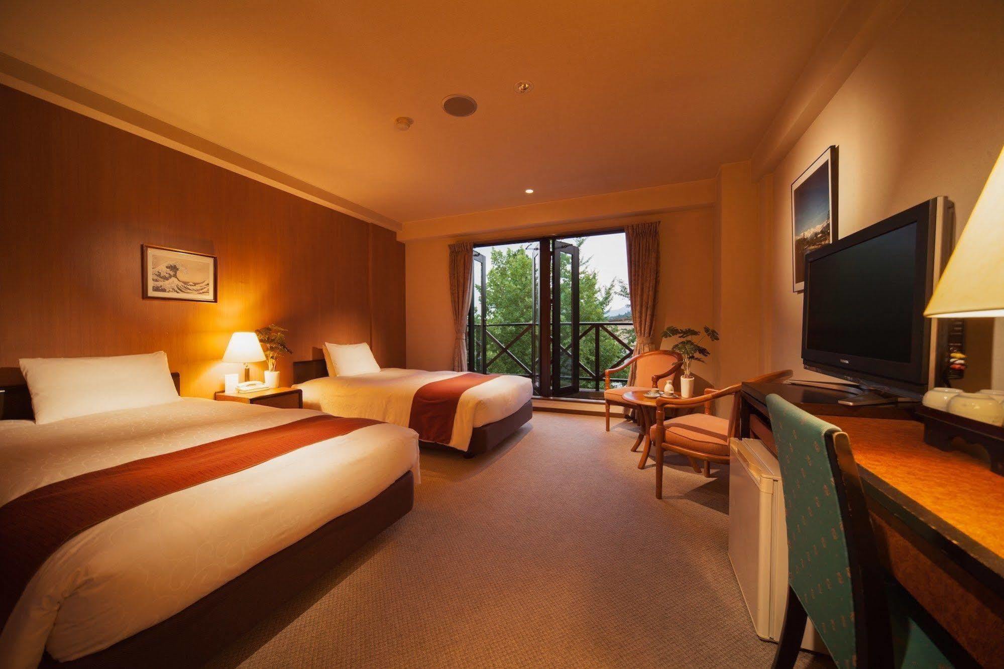 Hakuba Springs Hotel Exterior foto